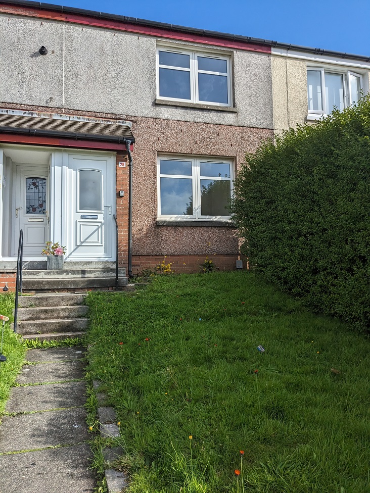 2 bedroom mid terraced house in Greenock East, Inverclyde These Homes