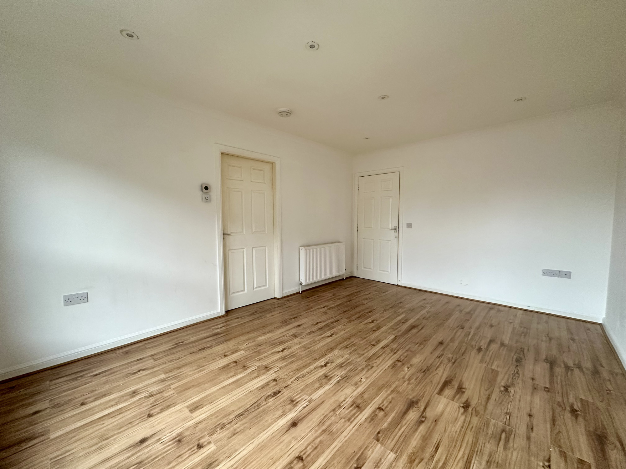 2 bedroom 2nd floor tenement flat without lift in Greenock West