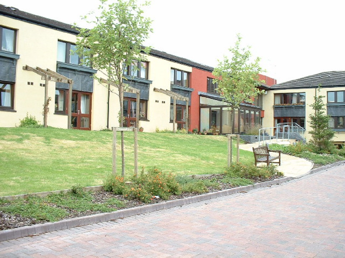 1 bedroom 2nd floor flat with lift in ColdstreamGowanlea Court