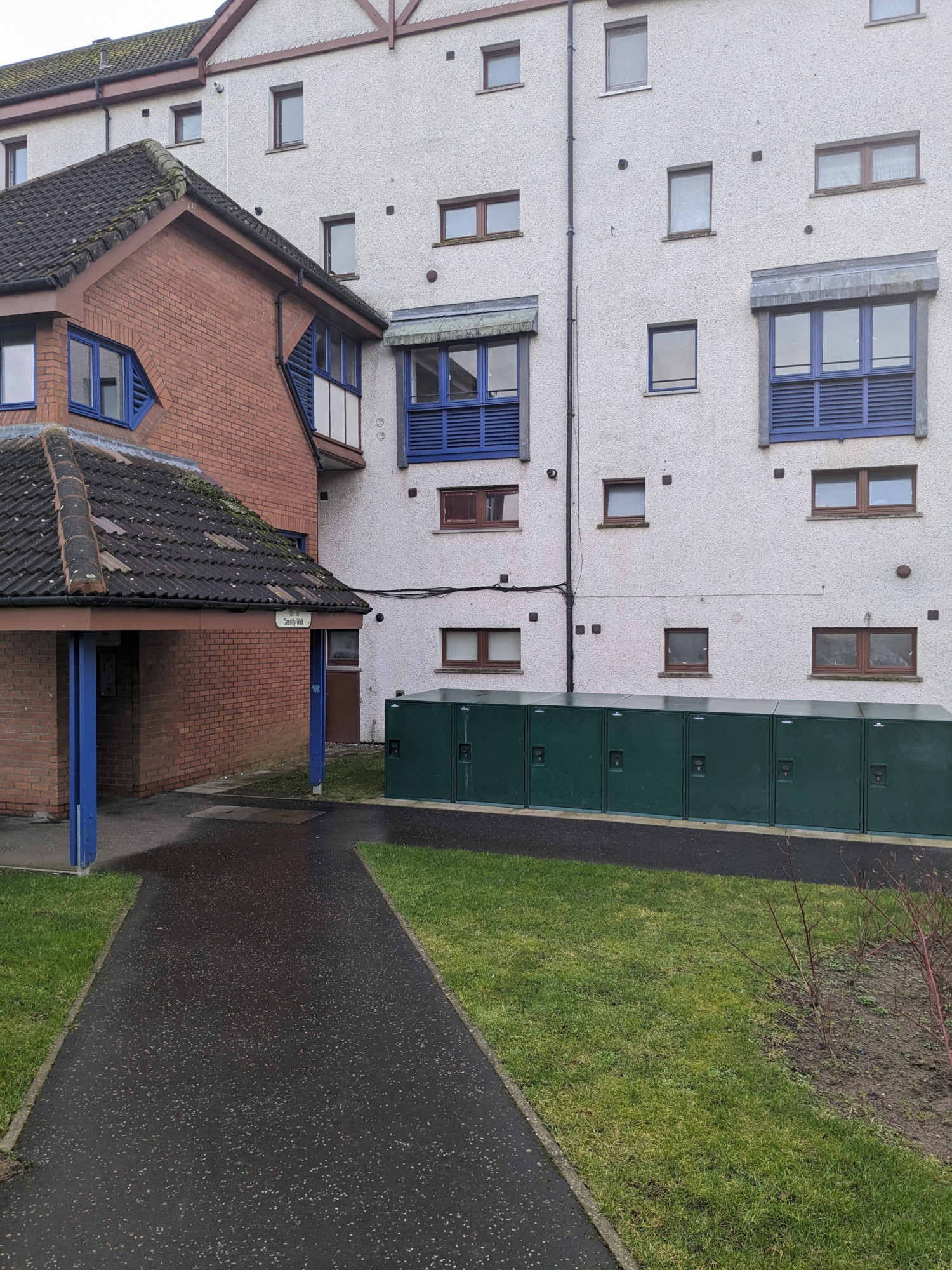2 bedroom 2nd floor without lift in Whitfield, Dundee