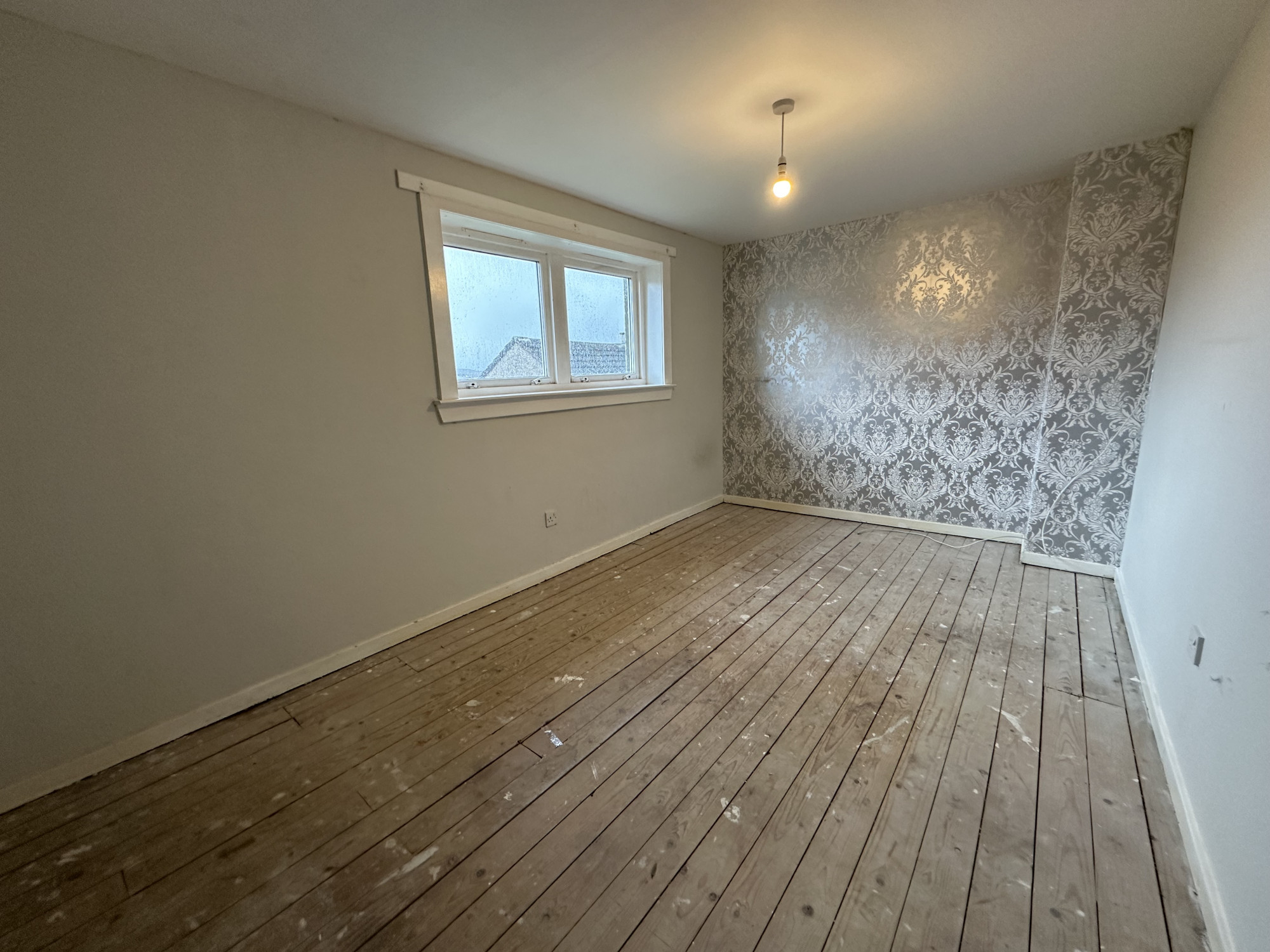 2 bedroom end terraced house in Fancy Farm/Wren Road, Inverclyde