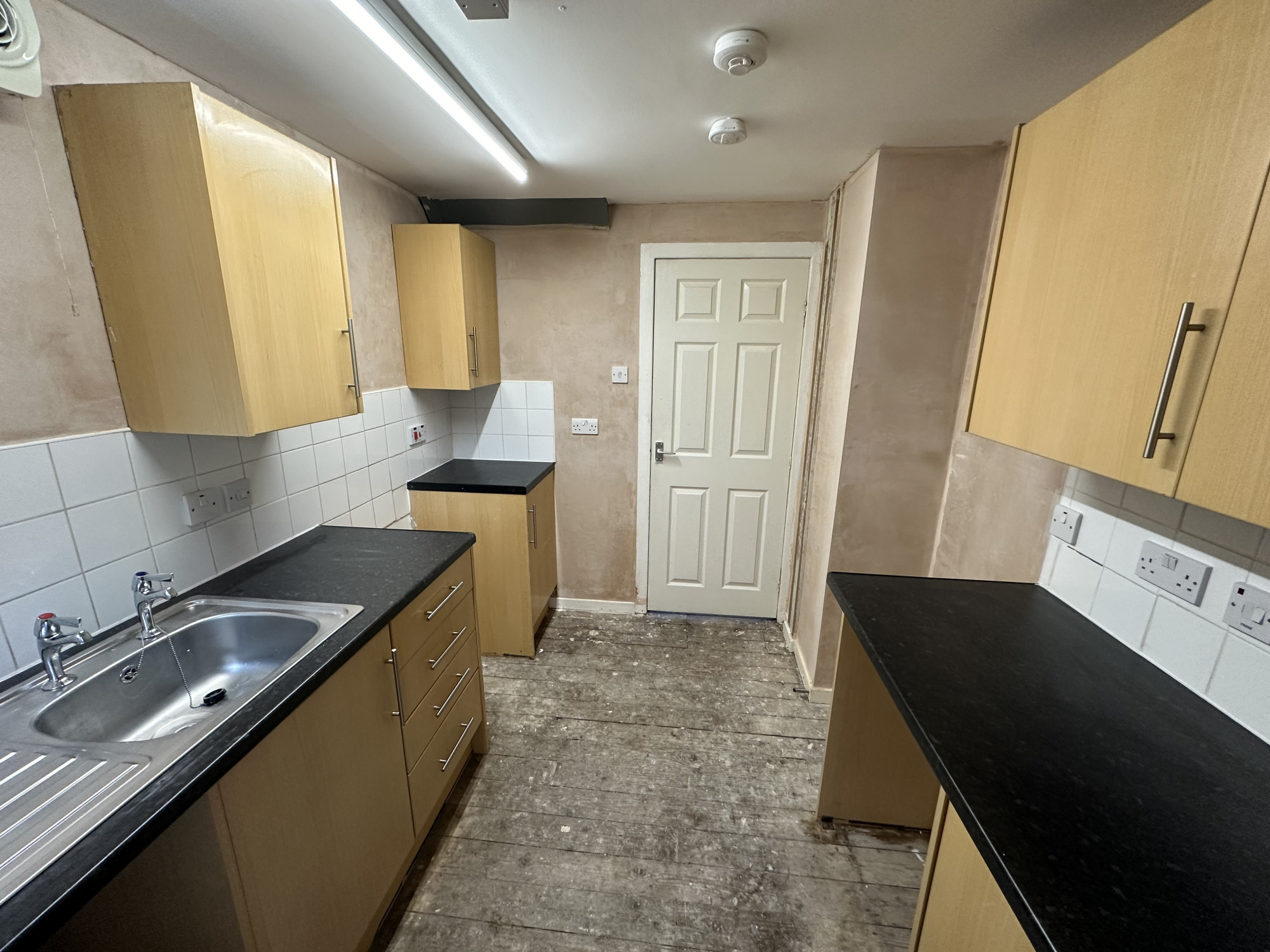 2 bedroom end terraced house in Fancy Farm/Wren Road, Inverclyde