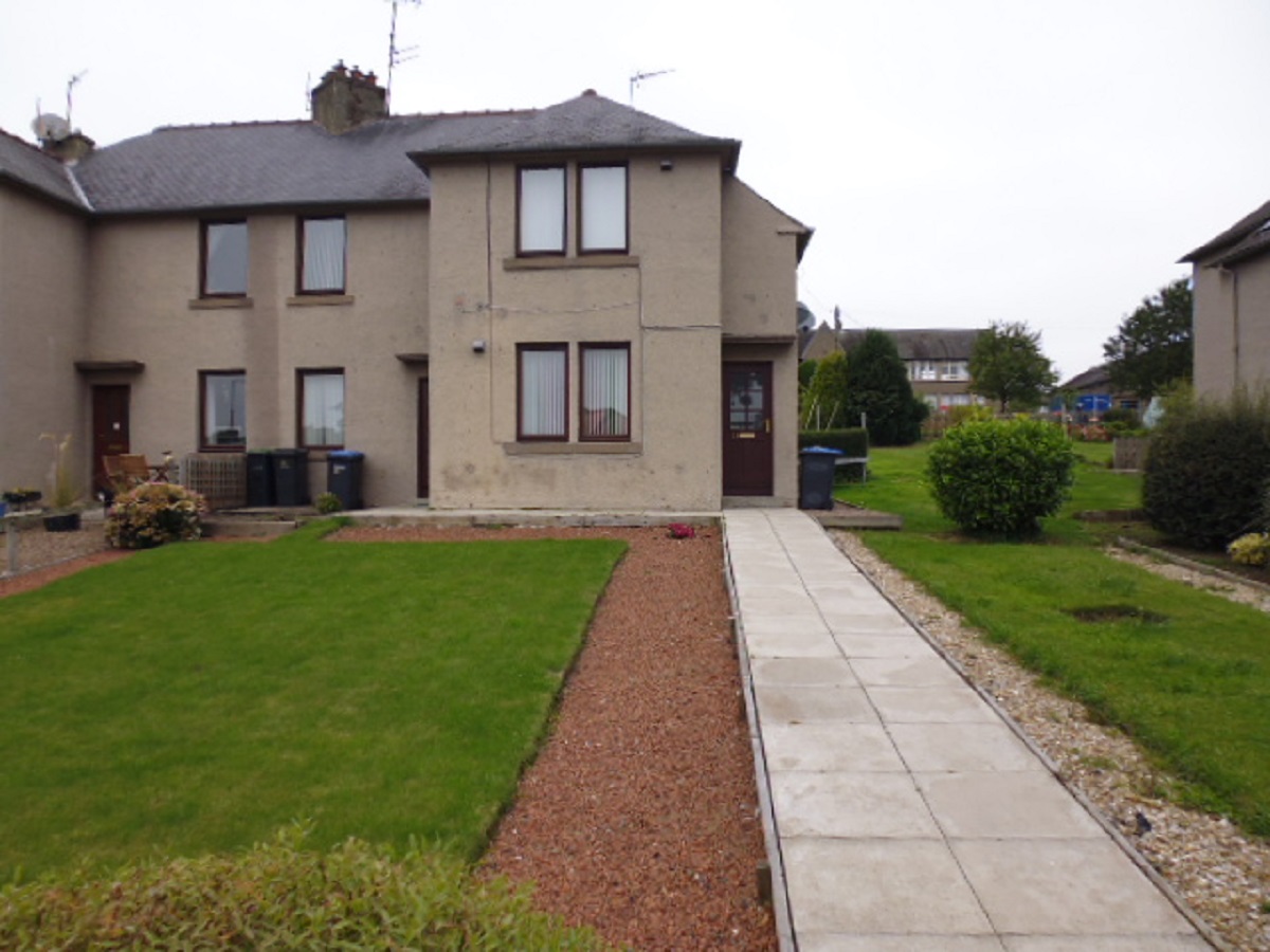 2 bedroom four in a block upper floor in Coldstream, Scottish Borders