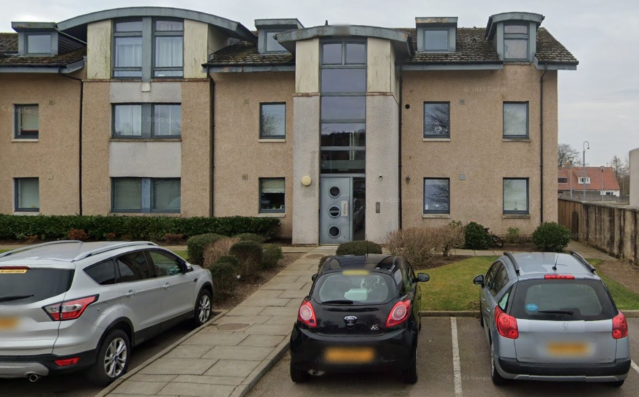 2 bedroom 2nd floor flat without lift in Westhill, Aberdeenshire