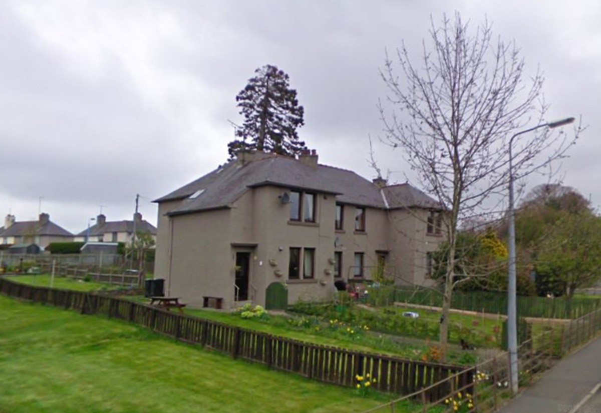 2 bedroom four in a block upper floor in Coldstream, Scottish Borders